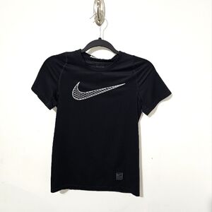 Boys Medium Nike Pro Dri Fit